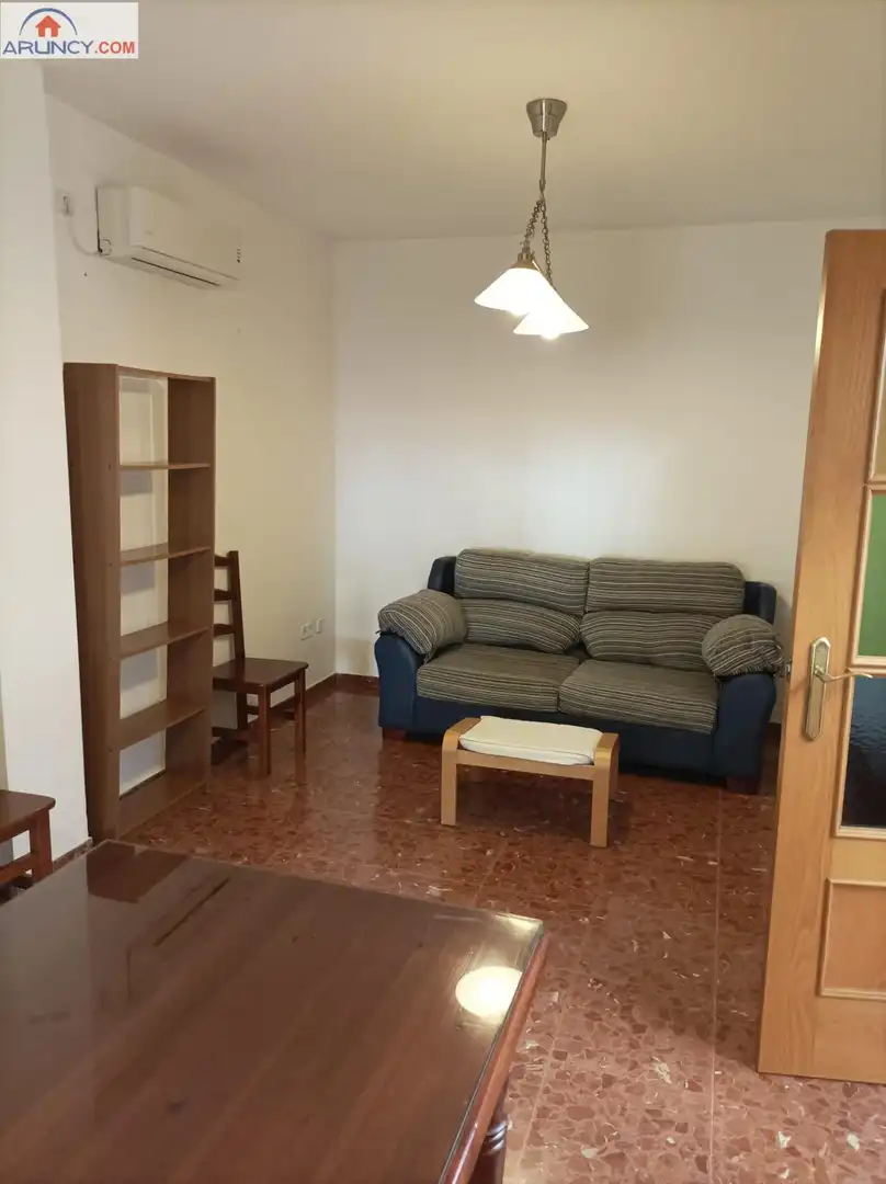 Sala d'estar de Casa o xalet en venda en Alcalá de Guadaira amb Aire condicionat, Calefacció i Terrassa