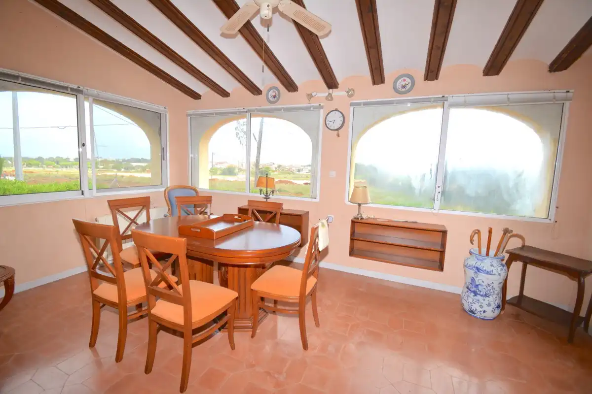 Esszimmer von Haus oder Chalet zum Verkauf in Dénia mit Klimaanlage, Heizung und Privatgarten