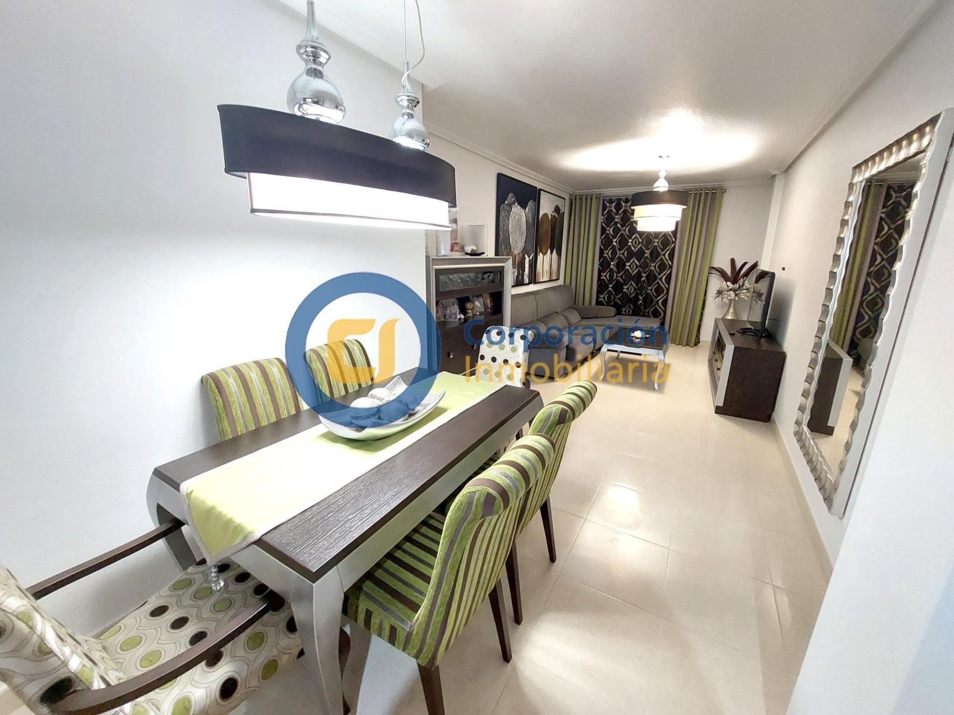 Menjador de Pis en venda en Lorca amb Traster