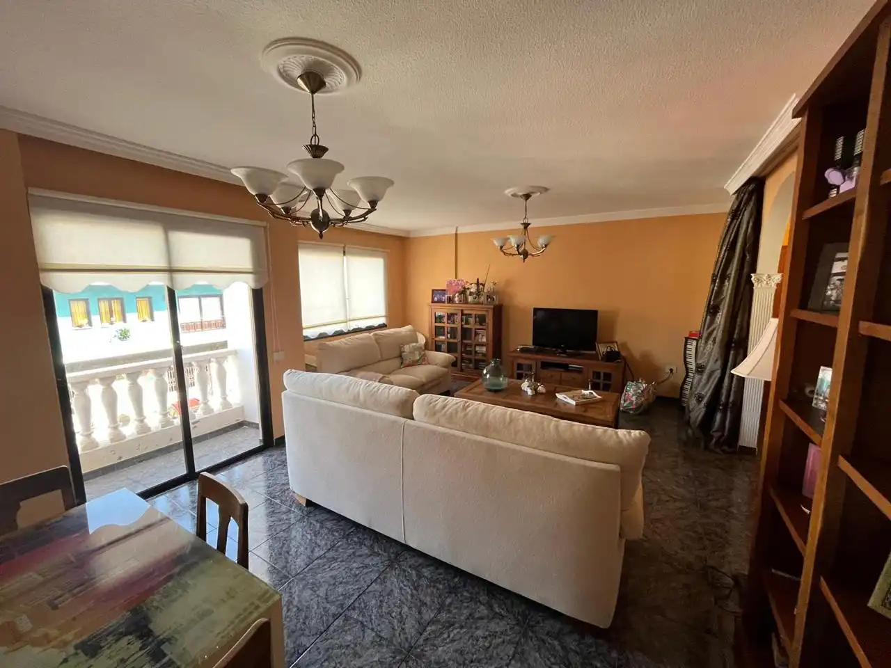 Sala de estar de Piso en venta en Los Realejos con Terraza y Balcón