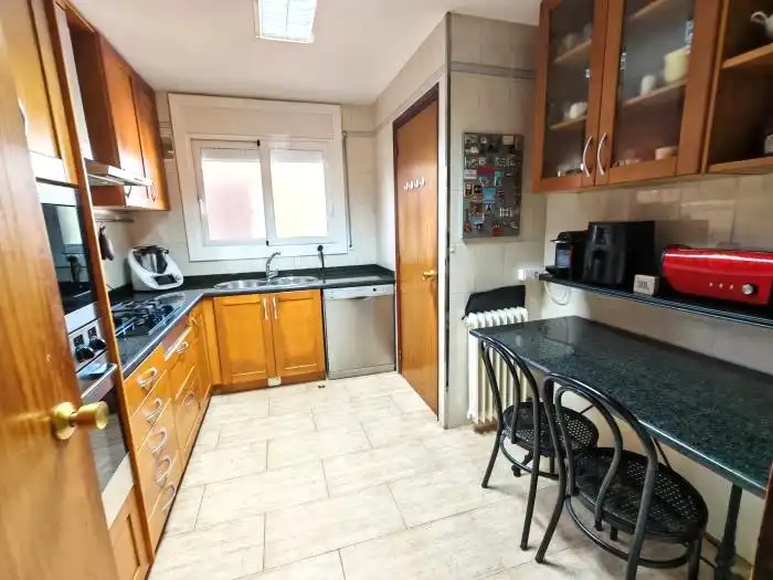 Cocina de Casa adosada en venta en Lliçà d'Amunt con Aire acondicionado, Calefacción y Jardín privado