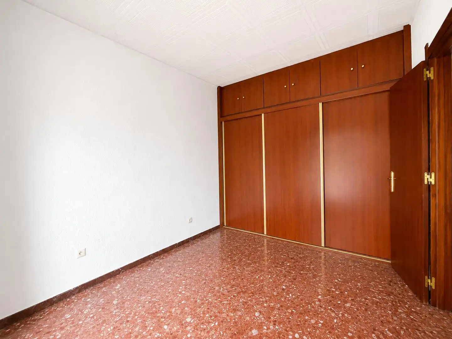 Bedroom of Flat for sale in Arenys de Mar  with Air Conditioner, Terrace and Storage room