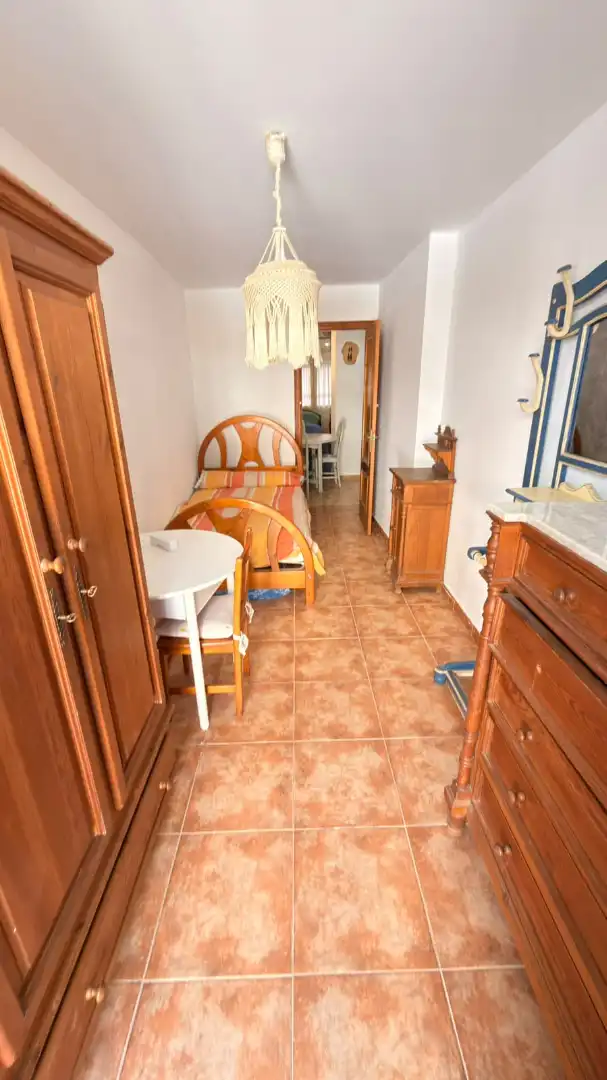 Bedroom of Flat for rent in Albaicín