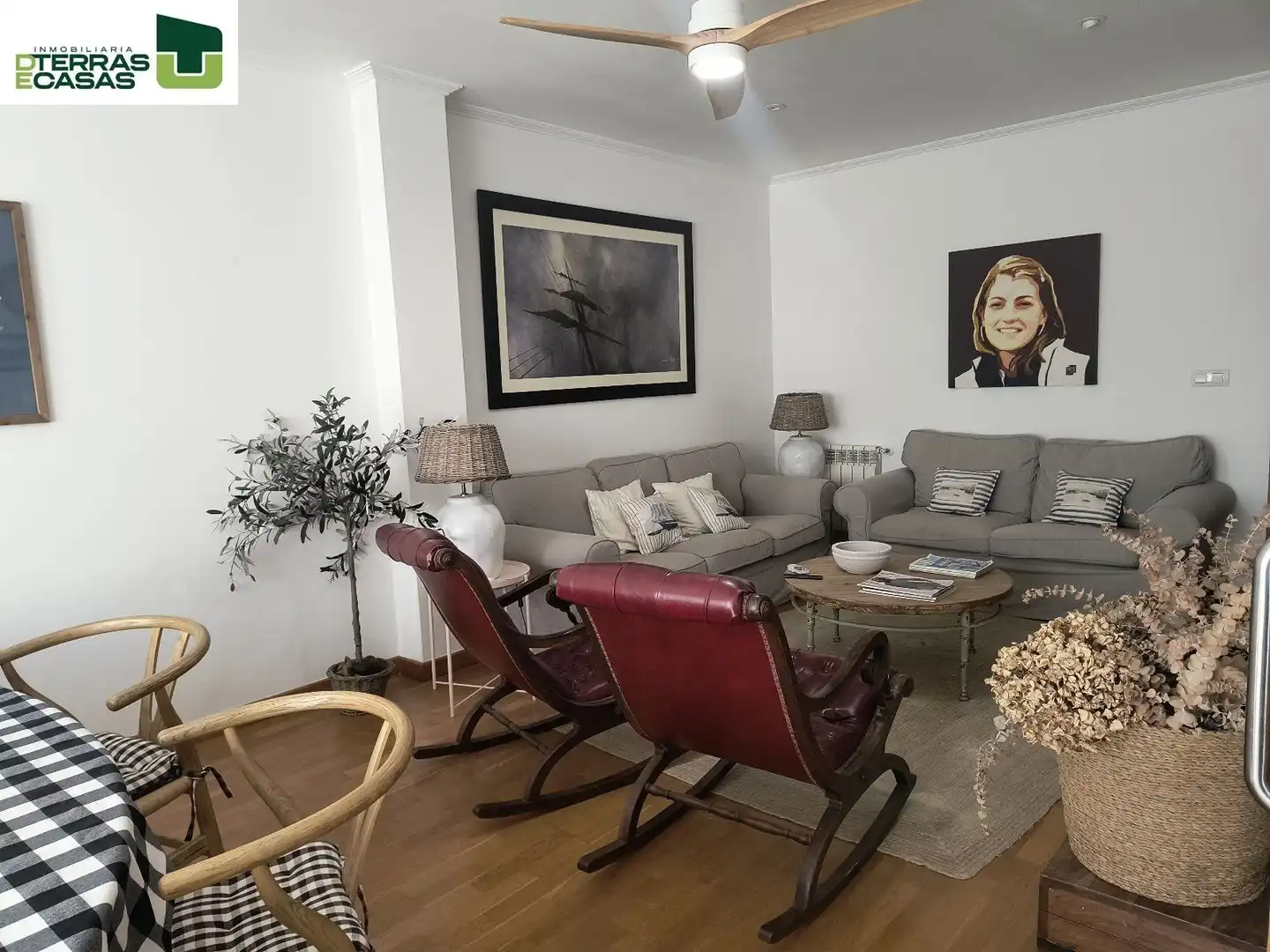 Living room of Flat for rent in Bueu  with Air Conditioner, Heating and Furnished
