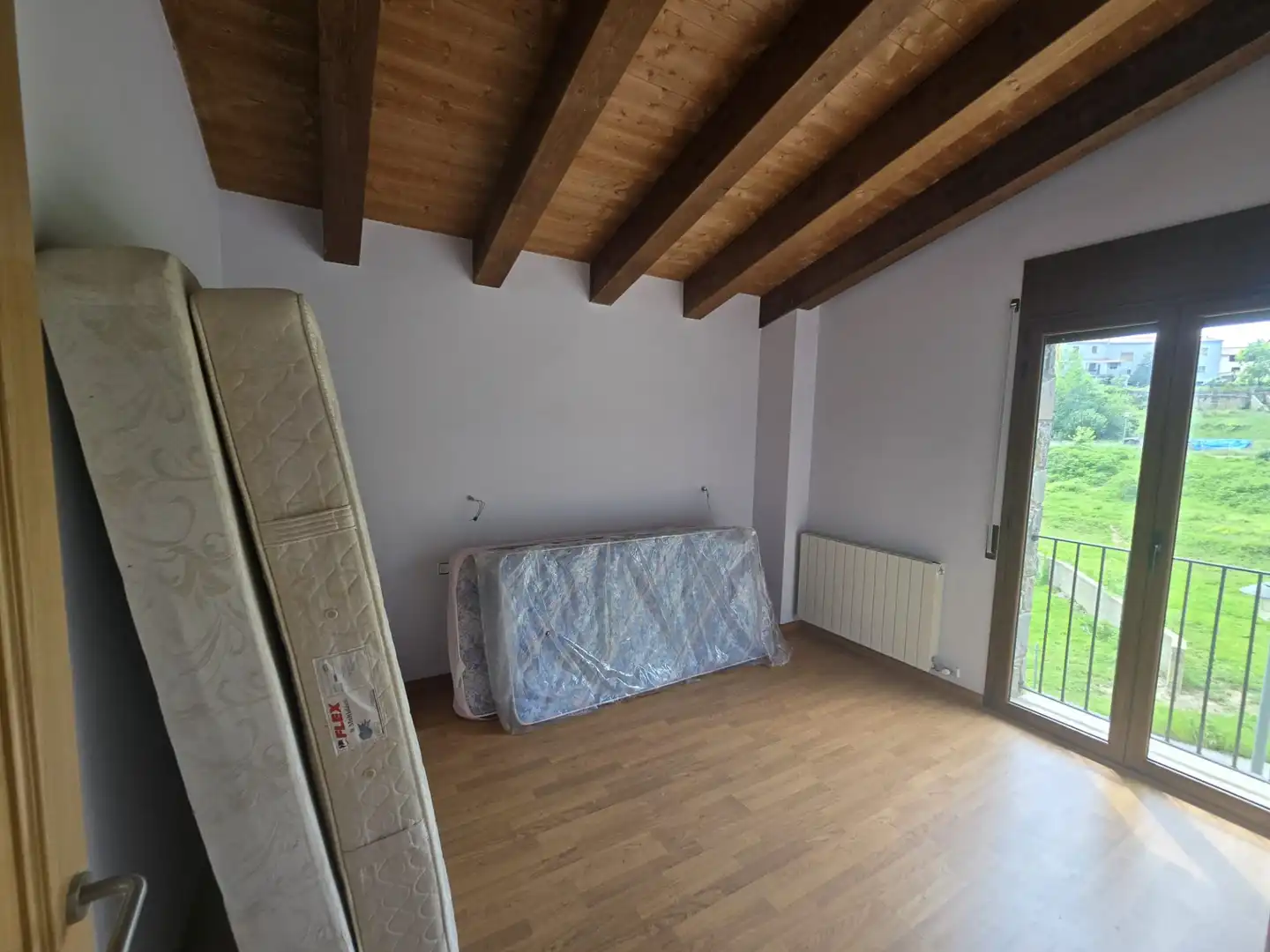 Dormitori de Casa o xalet en venda en Vallfogona de Ripollès amb Calefacció, Jardí privat i Parquet