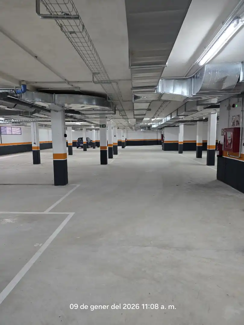 Einzelparkplatz mit Aufzug zum Verkauf in Carrer Vicenç Rocosa Isern, imagen 3