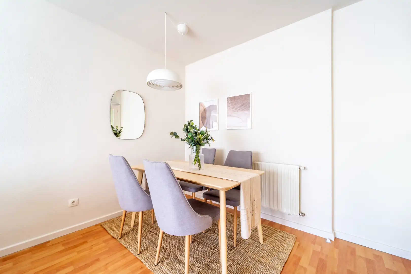 Dining room of Flat for rent in Madrid  with Air Conditioner, Heating and Parquet flooring