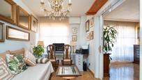 Living room of Flat for sale in  Madrid Capital  with Heating, Parquet flooring and Balcony