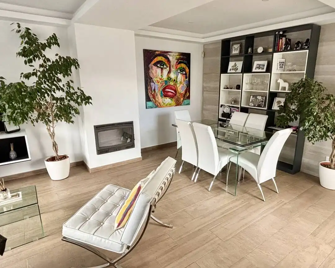 Comedor de Casa adosada en venta en Olías del Rey con Aire acondicionado, Calefacción y Piscina
