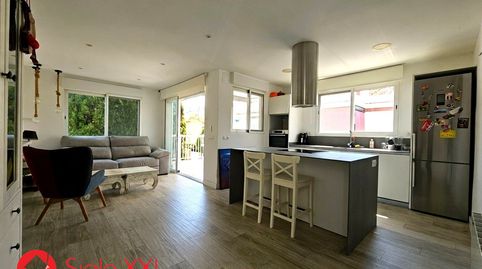 Presentamos este acogedor chalet unifamiliar de dos plantas en primera línea de la playa de Burriana.El acceso a la vivienda se re, imatge 2