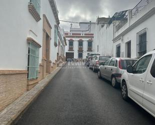 Außenansicht von Haus oder Chalet zum verkauf in Carmona mit Klimaanlage