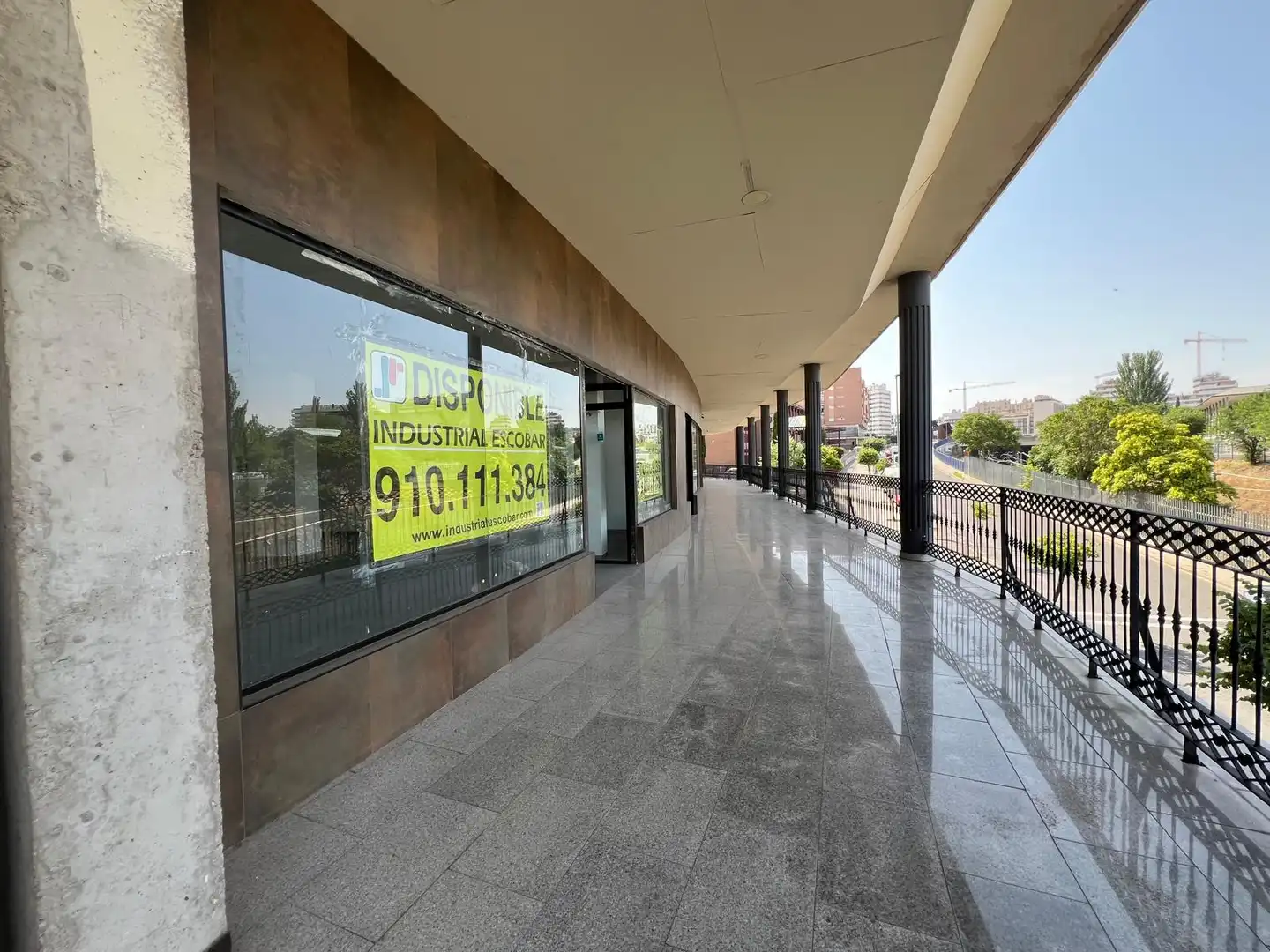 Local comercial en venda a Plaza Alegría 3, imagen 4