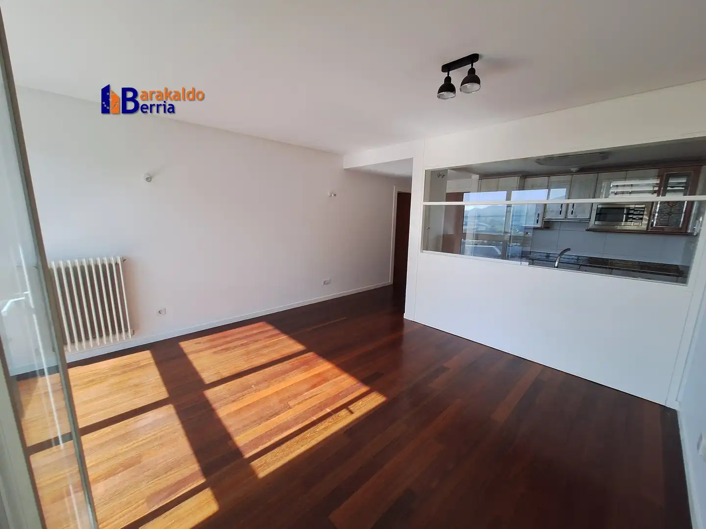 Apartamento en venta en Barakaldo  con Calefacción