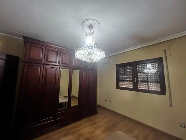 Bedroom of Houses for rent in Algeciras  with Air Conditioner, Heating and Alarm