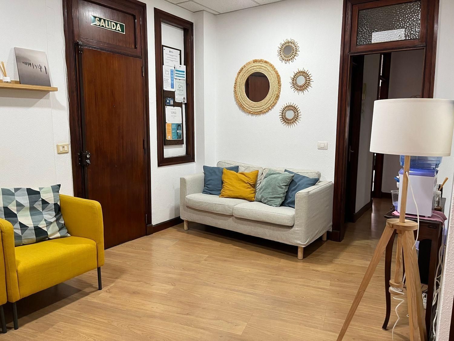 Office to rent in  VENEGAS, 67, Arenales - Lugo - Avda. Marítima