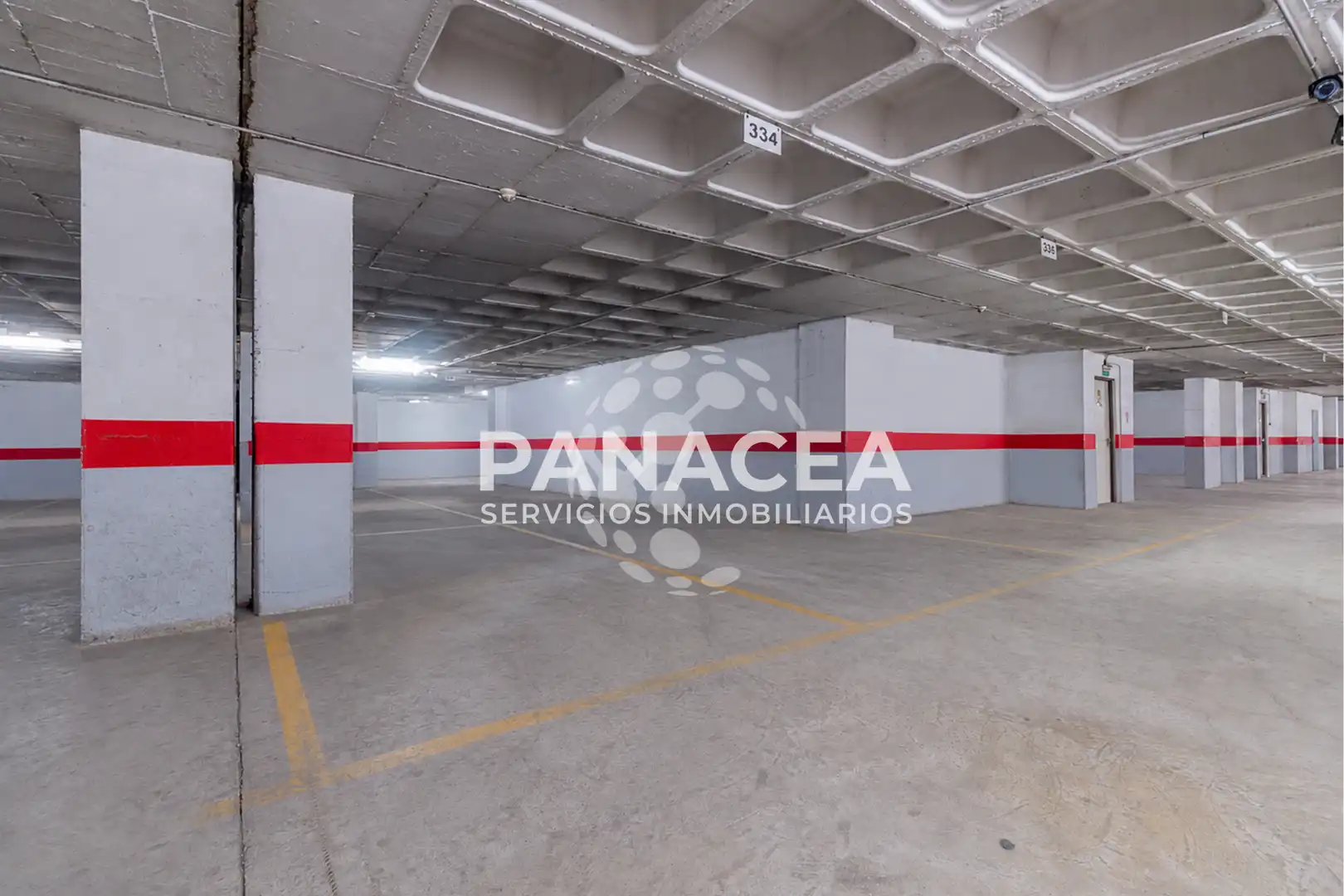 Parkplatz von Wohnung zum Verkauf in Roquetas de Mar mit Möbliert, Ofen und Mikrowelle