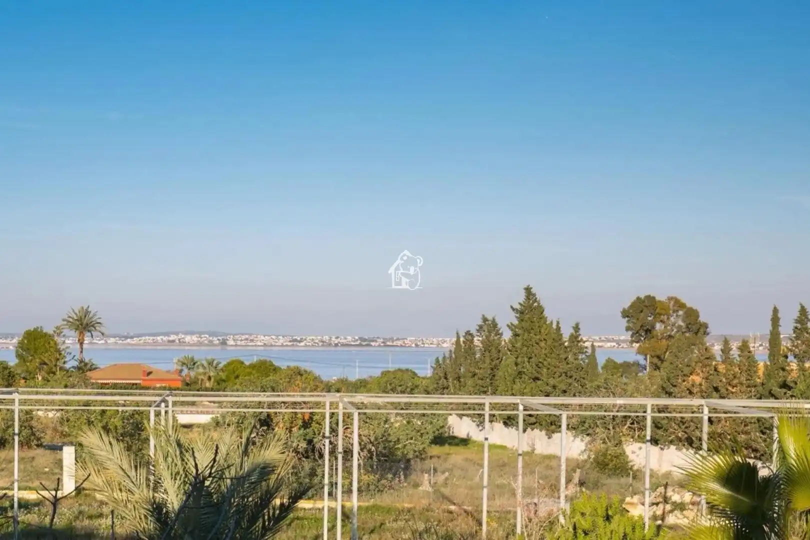 Casa o chalet de alquiler en Torrevieja con Piscina y Amueblado