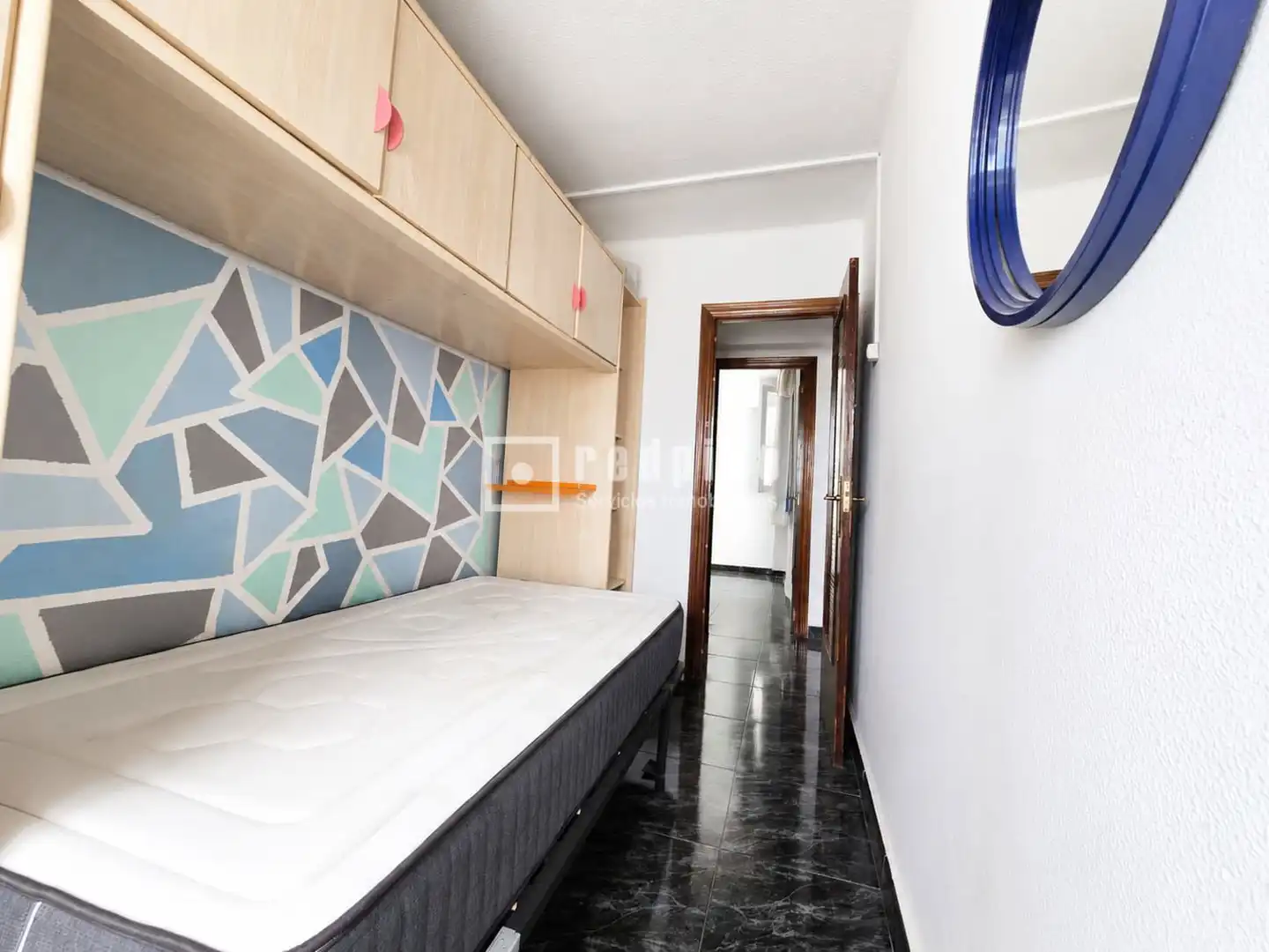 Habitación de Piso en venta en Xirivella con Aire acondicionado y Amueblado