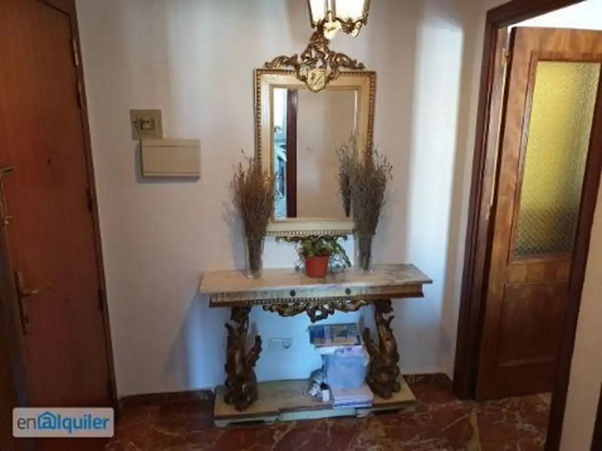 Flat for rent in Granada  with Heating, Terrace and Furnished