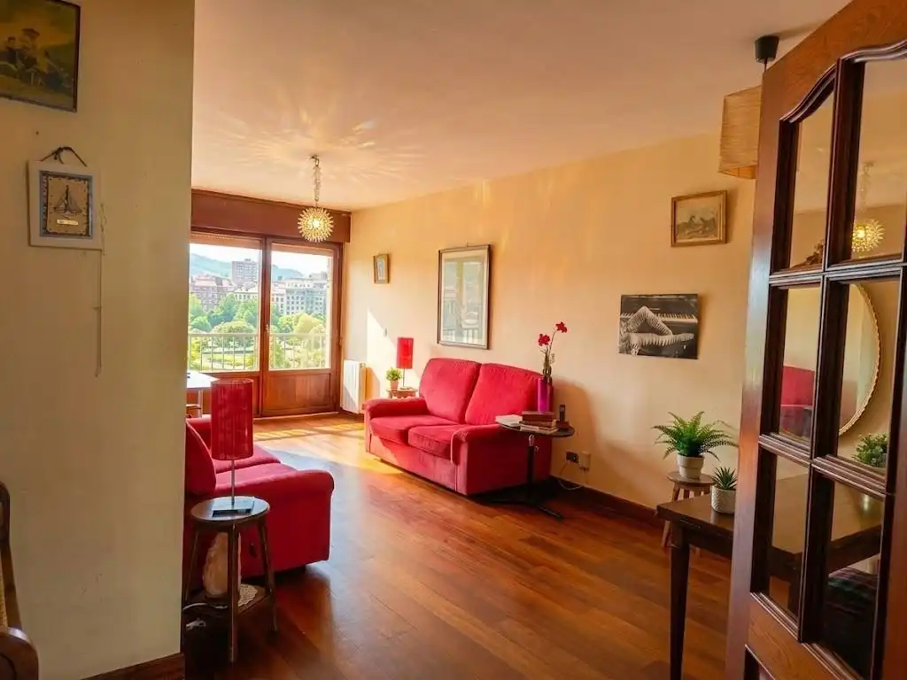 Flat for sale in Ametzola