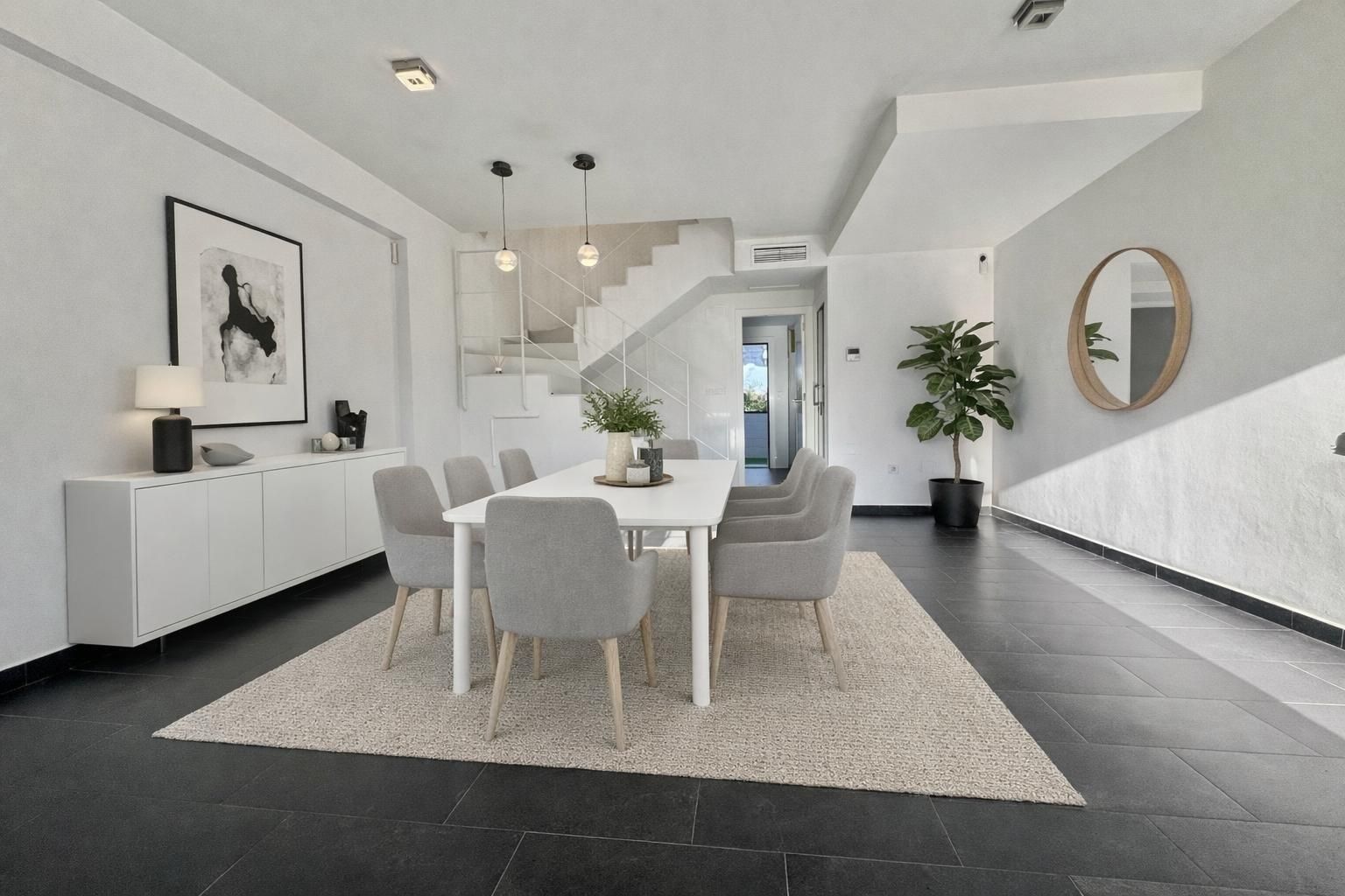 Menjador de Casa adosada en venda en Torrevieja amb Jardí privat, Terrassa i Balcó