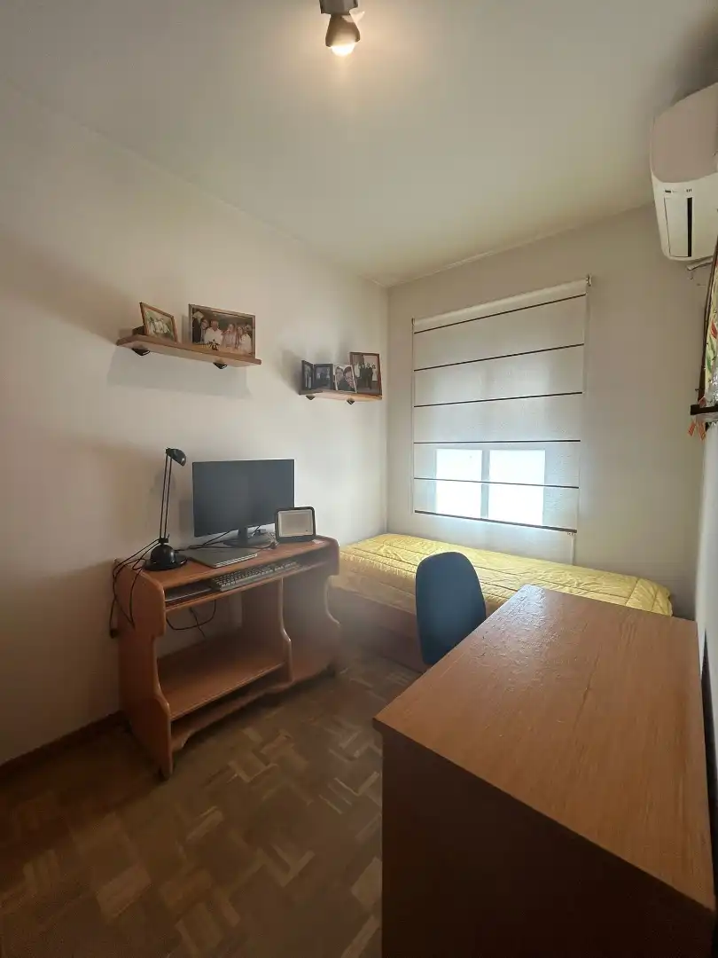 Schlafzimmer von Wohnung zum Verkauf in Barcelona mit Klimaanlage, Heizung und Möbliert