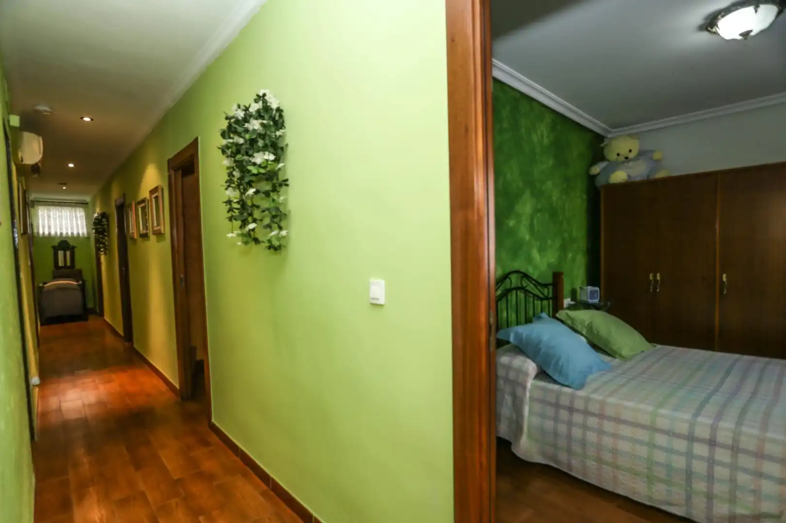 Casa o xalet en venda en Elda amb Aire condicionat, Calefacció i Jardí privat