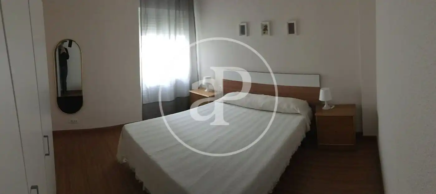 Bedroom of Flat for rent in Elche / Elx  with Air Conditioner and Furnished