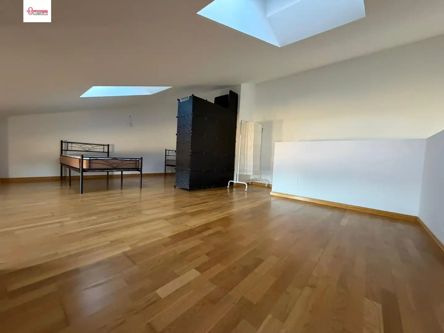 Maisonette zur Miete in Cogollos mit Heizung, Privatgarten und Möbliert