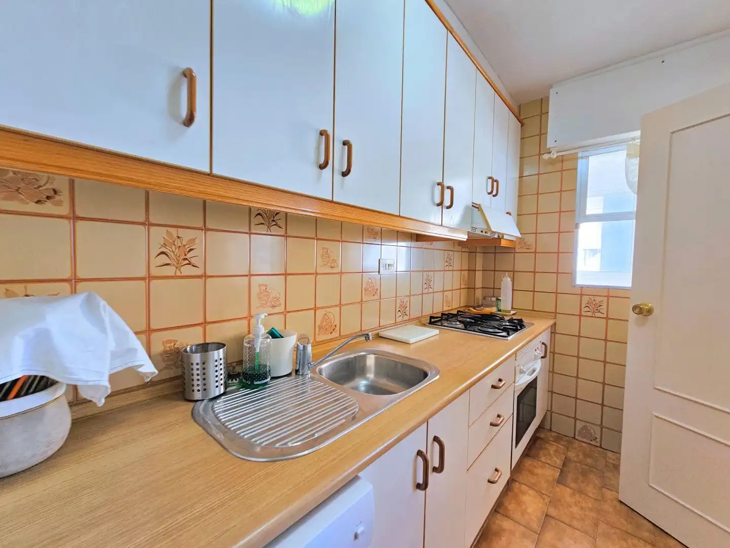 Cocina de Piso en venta en La Manga del Mar Menor con Terraza y Piscina comunitaria