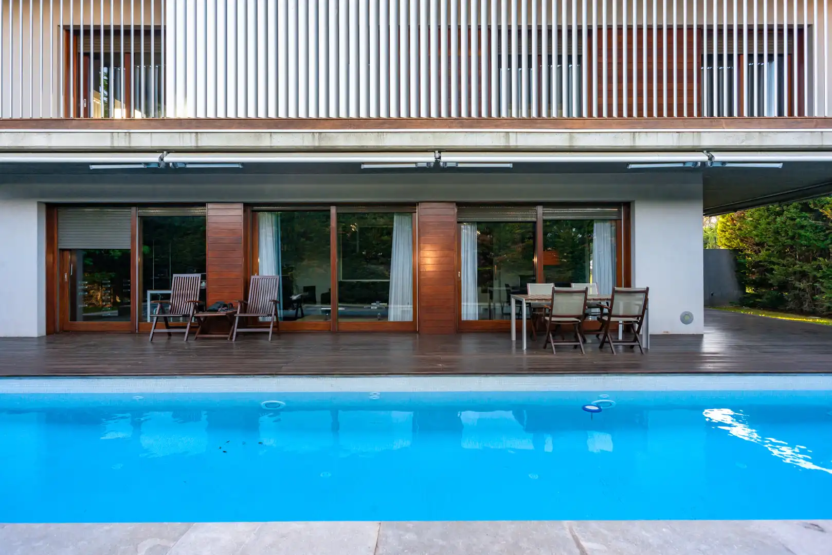 Piscina de Casa o xalet en venda en Figueres amb Aire condicionat, Calefacció i Jardí privat