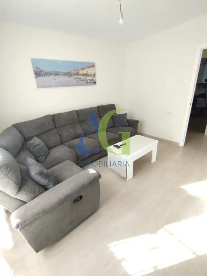 Wohnzimmer von Wohnung zum Verkauf in León Capital  mit Heizung, Parkett und Abstellraum