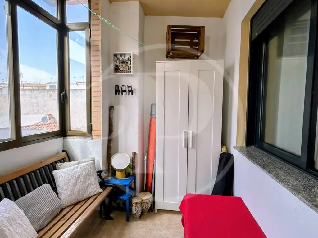 Habitación de Apartamento en venta en Silla con Aire acondicionado y Balcón
