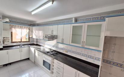 Kitchen of Flat for sale in El Vendrell  with Heating