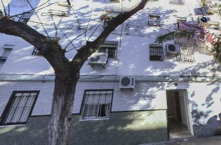 Vista exterior de Piso en venta en  Sevilla Capital