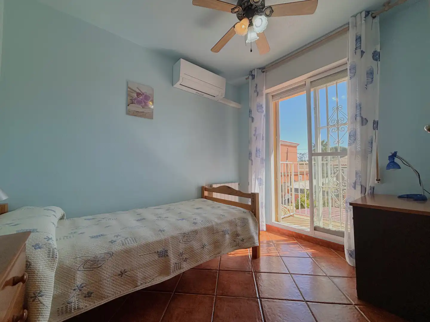 Detached homes for sale in Carrer Zarauz, El Grao
