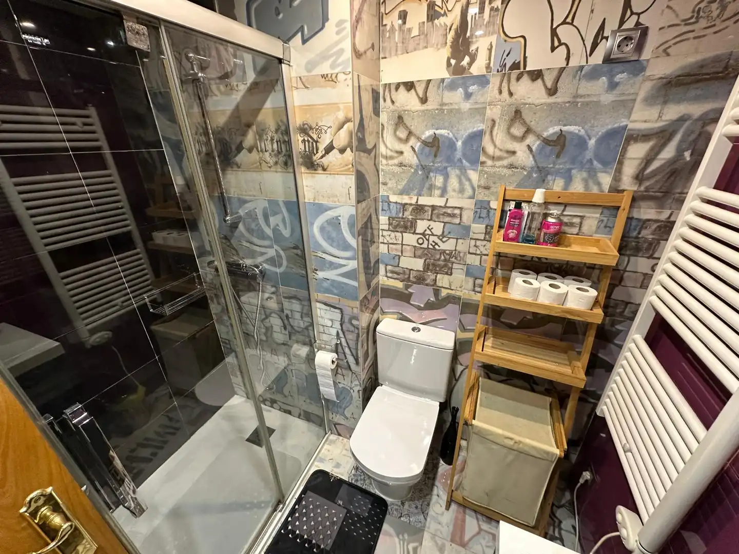 Baño de Apartamento de alquiler en Burgos con Calefacción, Amueblado y Balcón