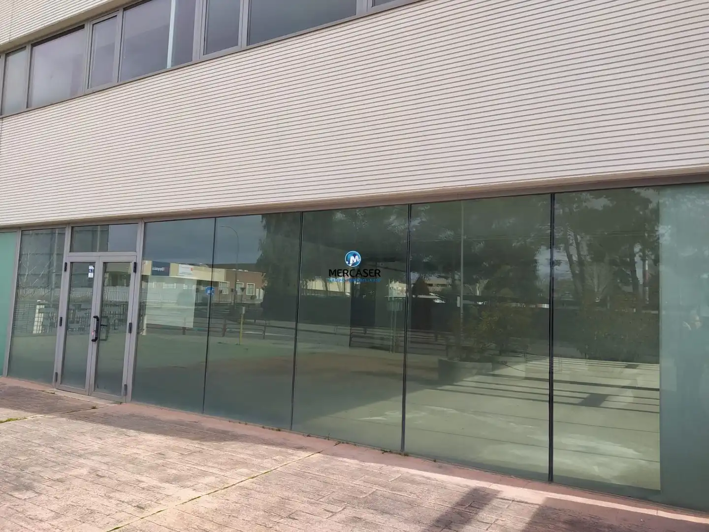 Local comercial en venda a El Barral Ferial, imagen 4