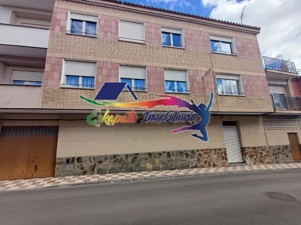 Vista exterior de Edificio en venta en Villacañas