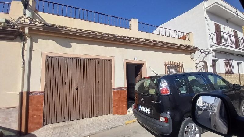 Photo 1 of Planta baja for sale in C/ Virgen de las Cabezas, Las Cabezas de San Juan, Sevilla