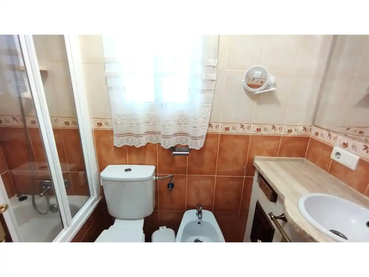 Badezimmer von Wohnung zum Verkauf in Huelva mit Klimaanlage, Heizung und Abstellraum