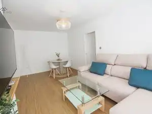 Sala d'estar de Pis de lloguer en Almuñécar amb Aire condicionat, Terrassa i Moblat