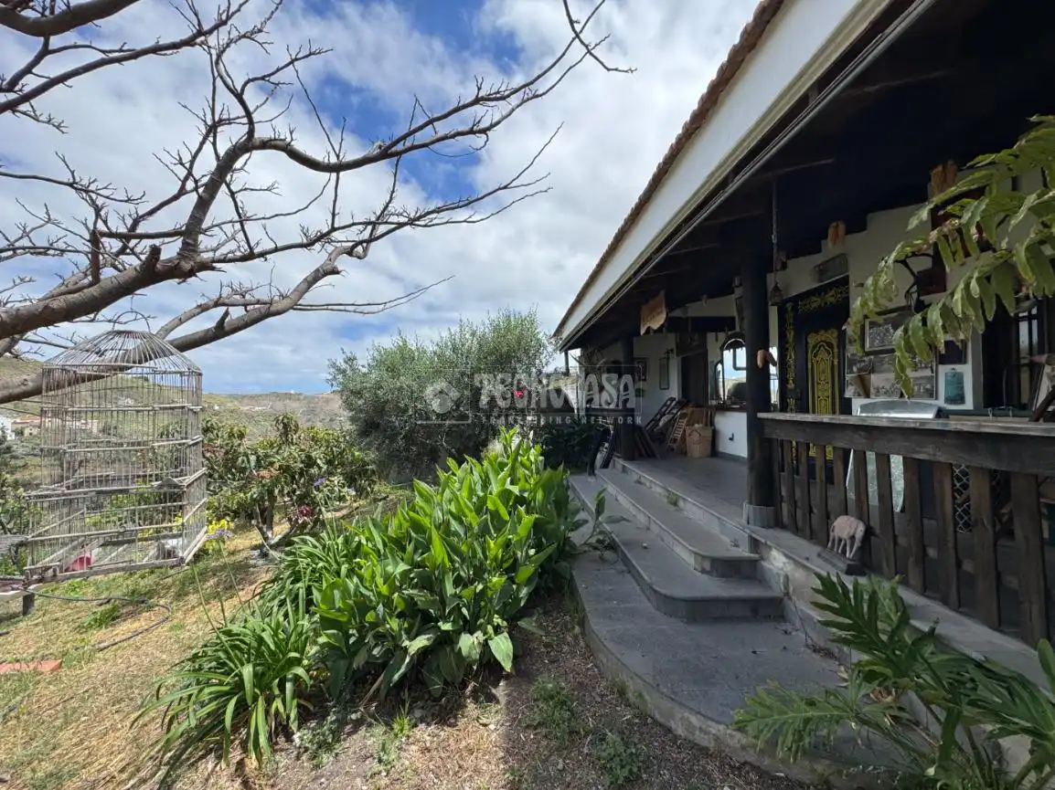 Finca rústica en venda en Las Palmas de Gran Canaria amb Terrassa i Moblat