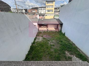 Haus zum Verkauf in A Piringalla - Albeiros - Garabolos