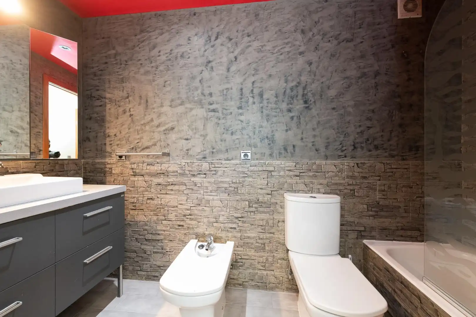 Baño de Piso en venta en Málaga con Aire acondicionado y Terraza