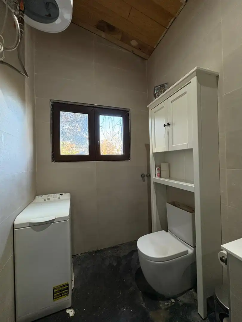 Bany de Casa o xalet en venda en Loranca de Tajuña amb Aire condicionat, Calefacció i Jardí privat