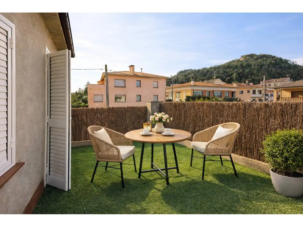 Terrassa de Casa o xalet en venda en L'Estany amb Calefacció, Jardí privat i Terrassa