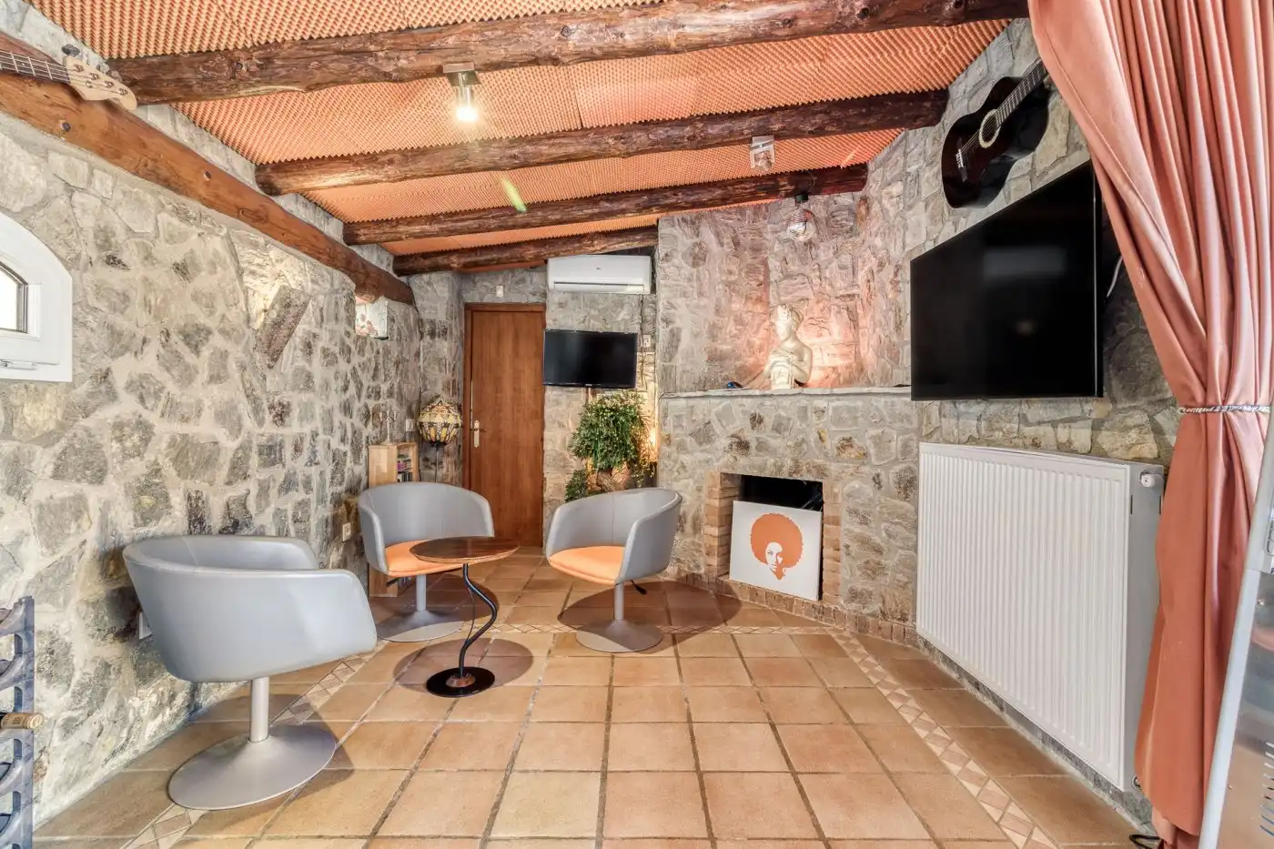 Casa o xalet en venda en Roses amb Aire condicionat, Calefacció i Jardí privat