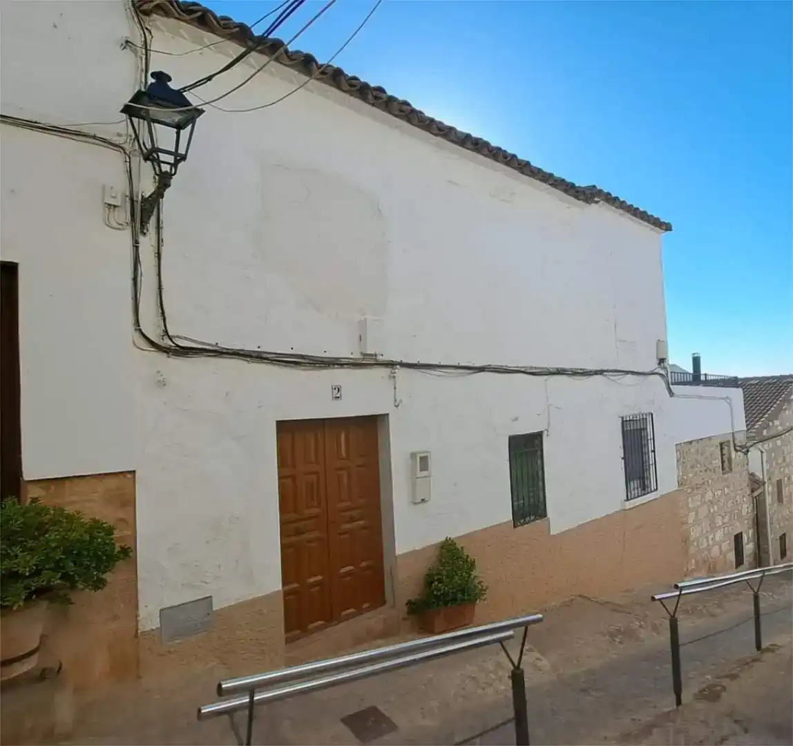 Vista exterior de Casa o xalet en venda en Baños de la Encina