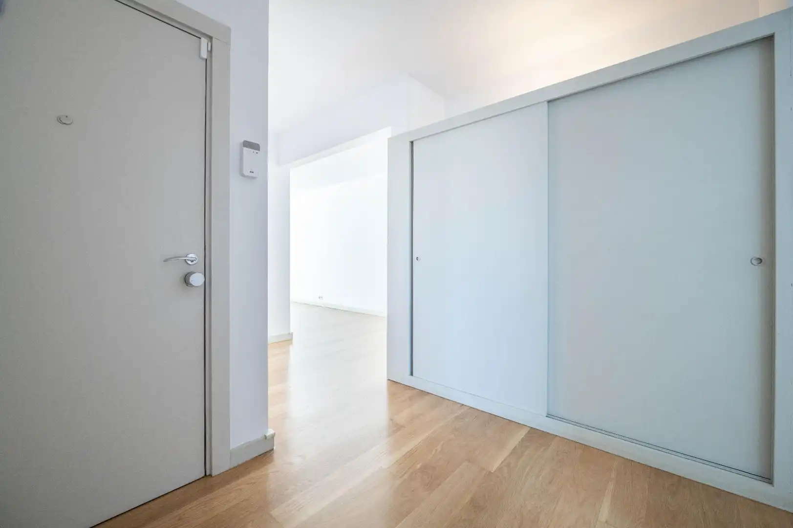 Piso en venta en Granada con Calefacción, Parquet y Alarma